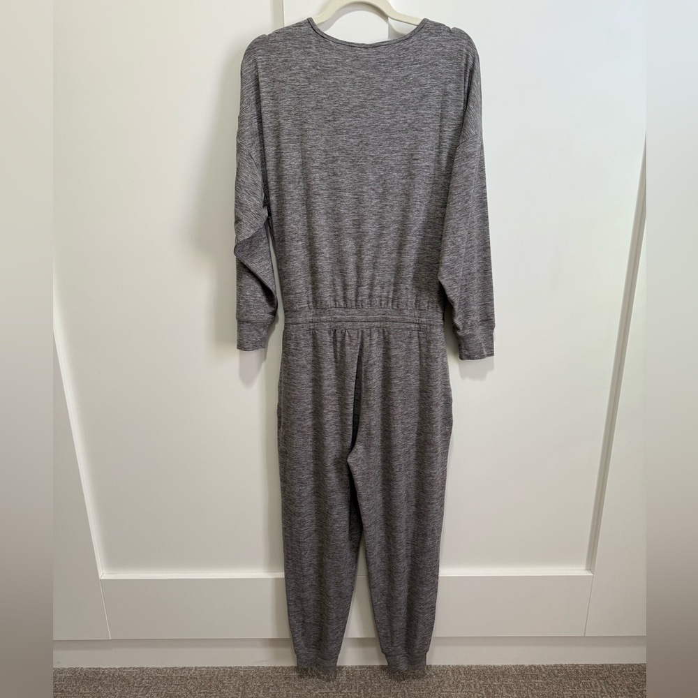 Vuori Gray Jumpsuit - Picture 4 of 4